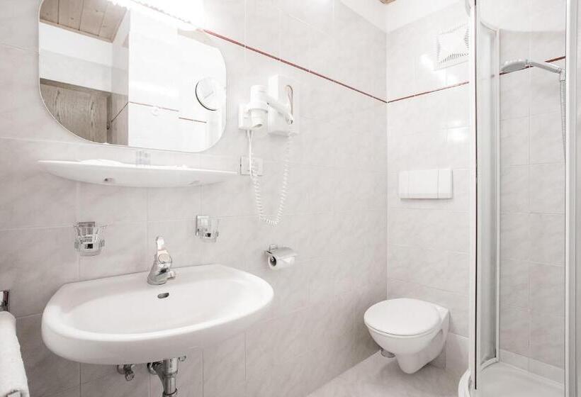 Номер Стандарт с Балконом, Alexandres