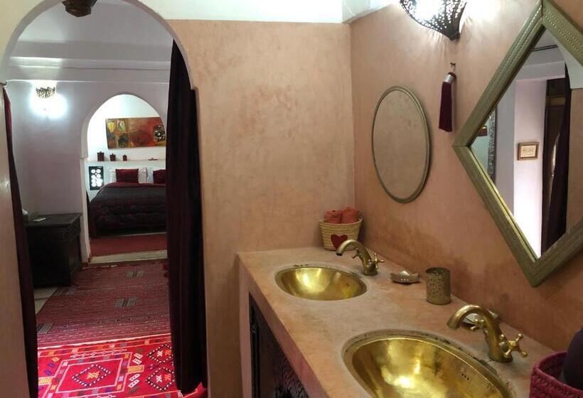 سوییت, Riad Alamine
