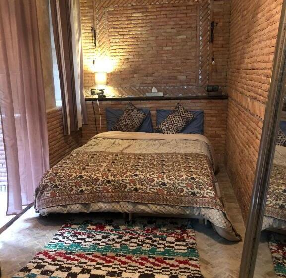 اتاق استاندارد, Riad Alamine