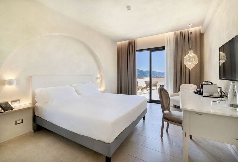 Номер Superior Вид на Море, Villa Fiorita Boutique