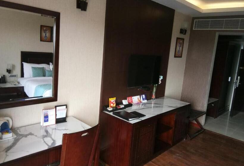 클럽 룸, Fortune Select Grand Ridge, Tirupati Member Itc S Hotel Group