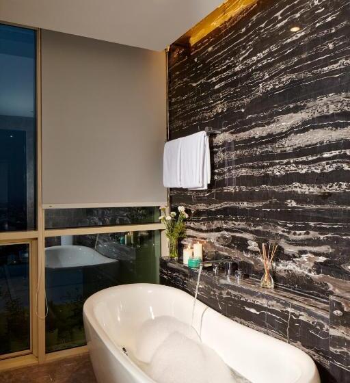 1 Bedroom Penthouse Apartment, Fraser Residence Menteng, Jakarta