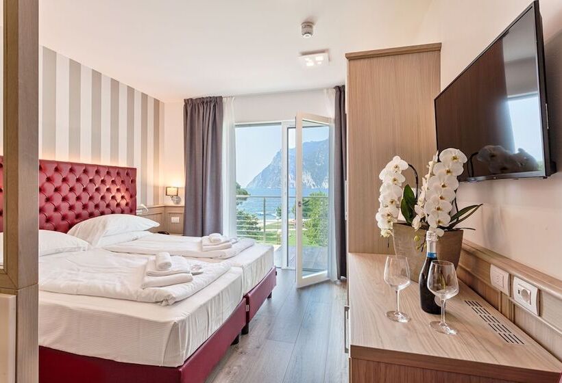 豪华湖景房, Bellariva