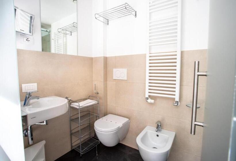 标准间带湖景, Bellariva