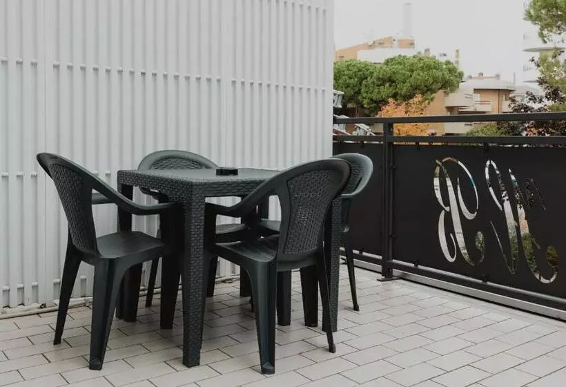 اتاق استاندارد با بالکن, Bellavista