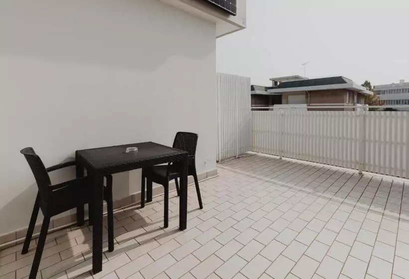اتاق استاندارد با بالکن, Bellavista