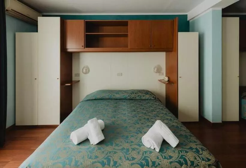 اتاق استاندارد چهارنفره با بالکن, Bellavista