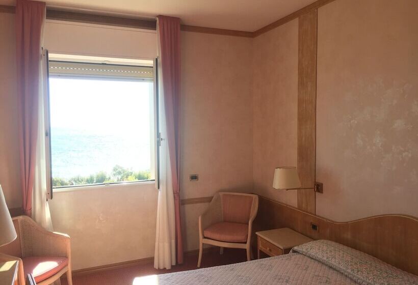 带海景的标准房, Bobby Executive