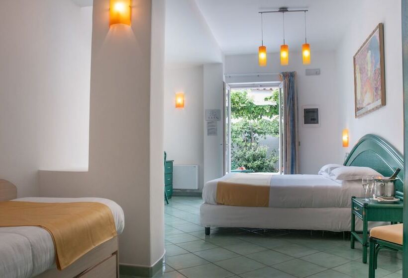 Номер Executive, Borgo Romantica   Resort & Spa