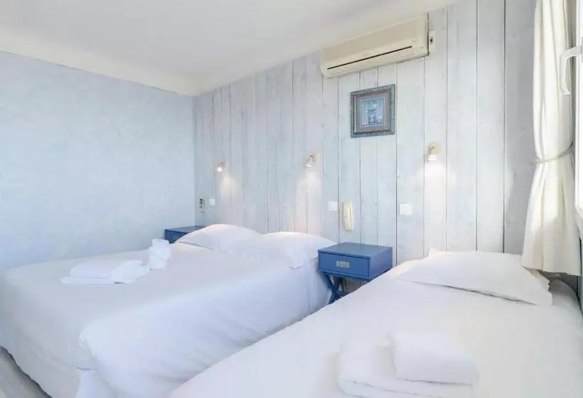 サイドオーシャンビューのトリプルルームスタンダード, Cap Nègre Hôtel