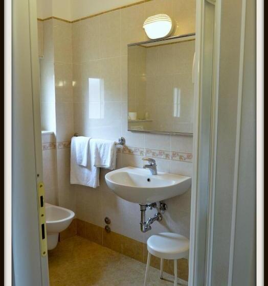 اتاق استاندارد یک نفره, Del Golfo