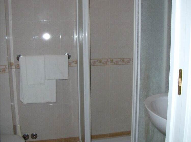 اتاق استاندارد یک نفره, Del Golfo