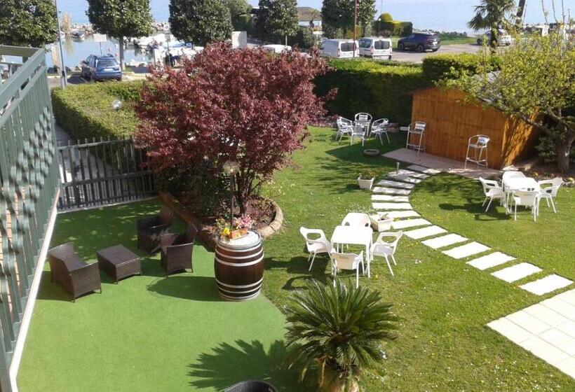 标准间带湖景, Fornaci