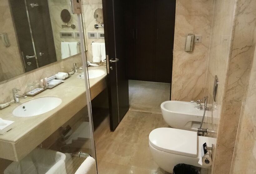 프레지덴셜 스위트, Fortune Select Grand Ridge, Tirupati Member Itc S Hotel Group