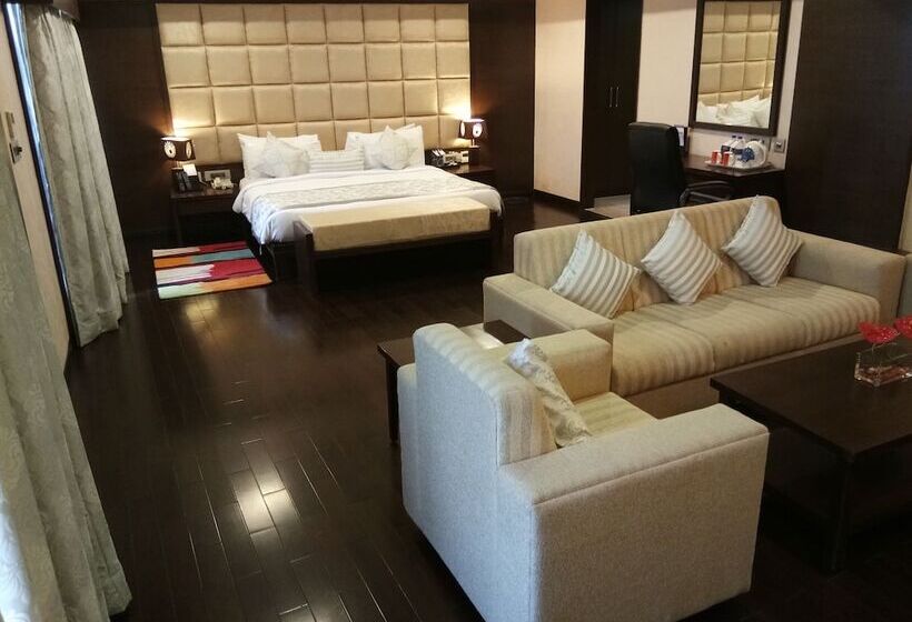 프레지덴셜 스위트, Fortune Select Grand Ridge, Tirupati Member Itc S Hotel Group