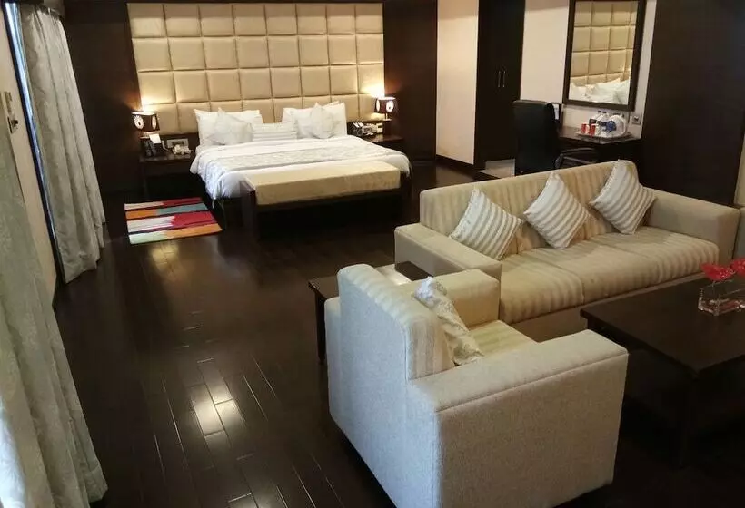 プレジデントスイートルーム, Fortune Select Grand Ridge, Tirupati   Member Itc S Hotel Group