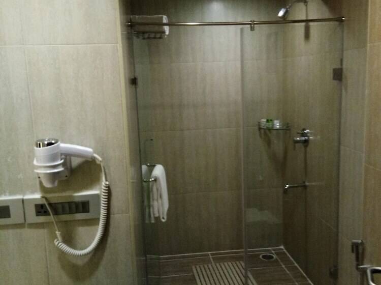 俱乐部房间, Fortune Select Grand Ridge, Tirupati   Member Itc S Hotel Group