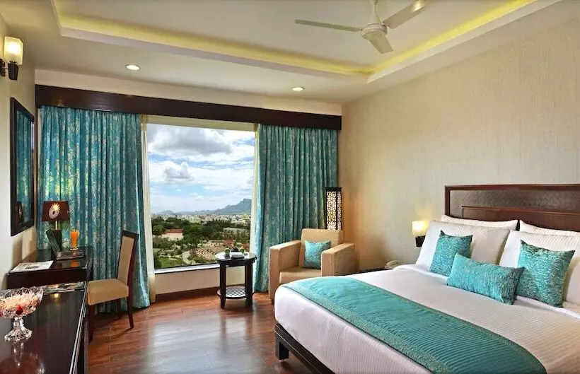 クラブルーム, Fortune Select Grand Ridge, Tirupati   Member Itc S Hotel Group