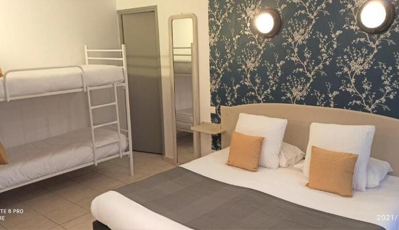 Семейный Номер, Logis Hôtel La Rosière