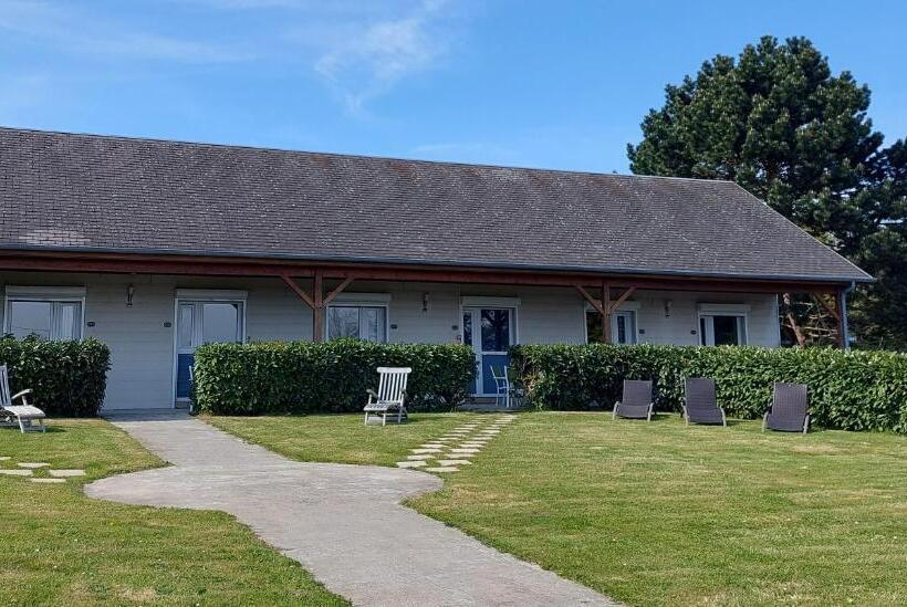 غرفة قياسية لذوى الاحتياجات الخاصة, Logis Hôtel La Rosière