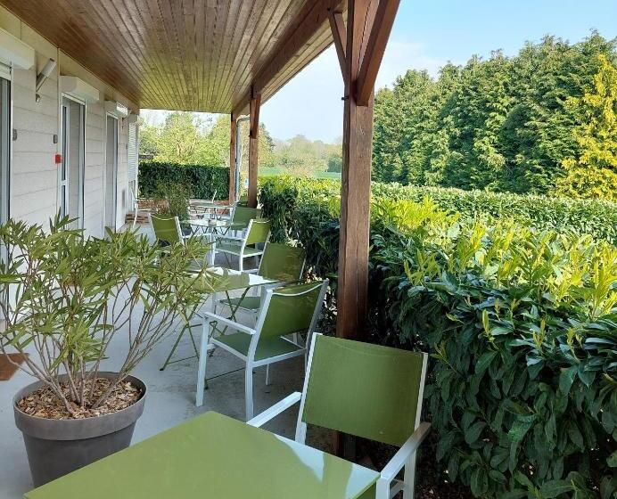 Номер Стандарт Адаптированный для Инвалидов, Logis Hôtel La Rosière