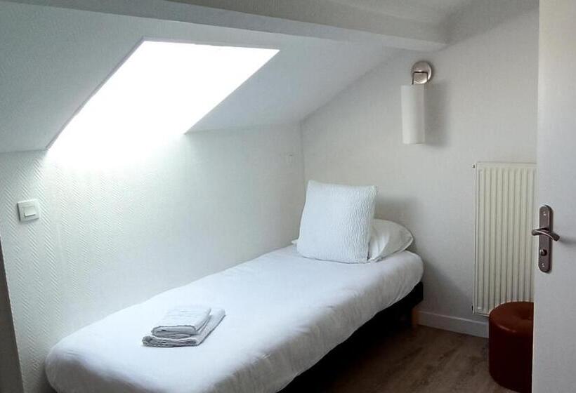 غرفة إقتصادية ثلاثية, Logis Hôtel La Rosière