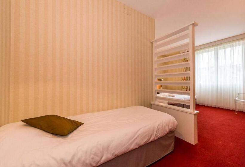 غرفة سوبيريور ثلاثية, Hôtel Miléade Le Domaine De La Blairie   Saumur