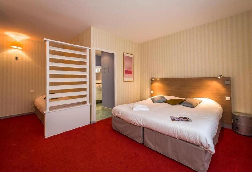 חדר סופריור לשלושה, Hôtel Miléade Le Domaine De La Blairie   Saumur