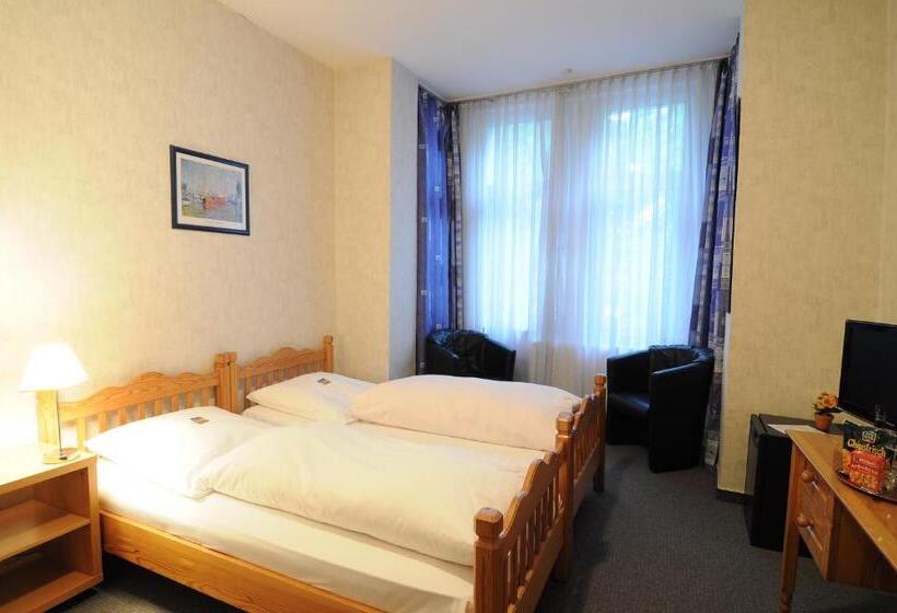 스탠다드 룸, Karolinger