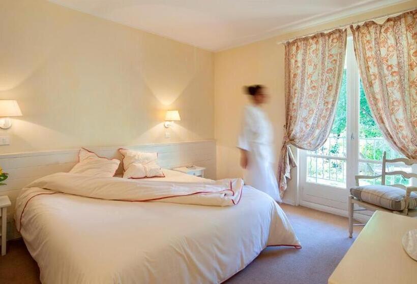 ジュニアスイート, Le Mas De La Crémaillère