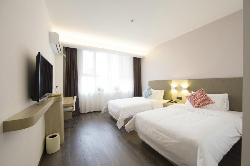 غرفة عائلية, Linden