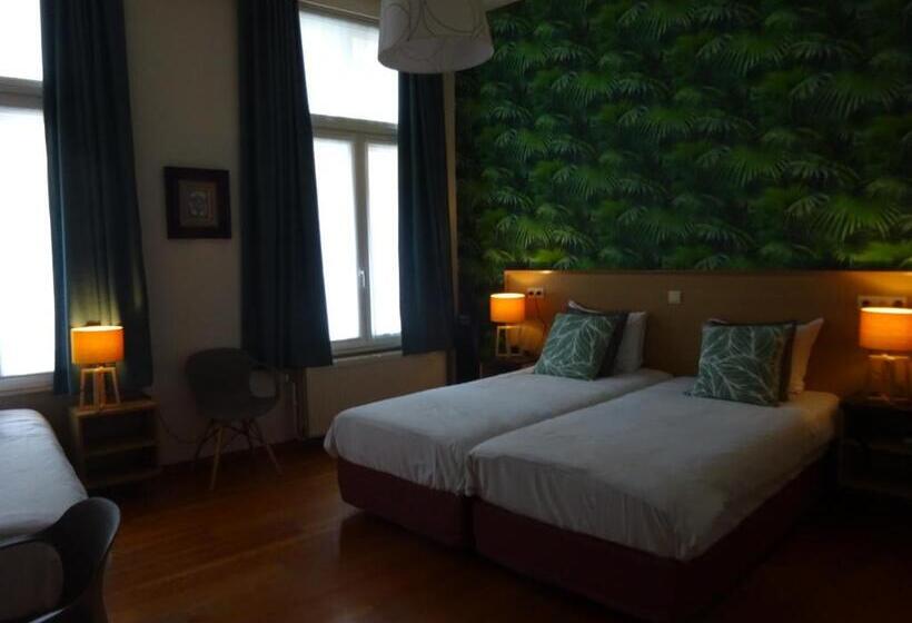 Номер Стандарт Трехместный, Malleberg