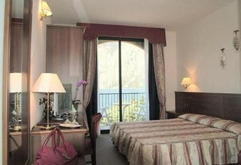 Superior room with lake view, Oasi Beach