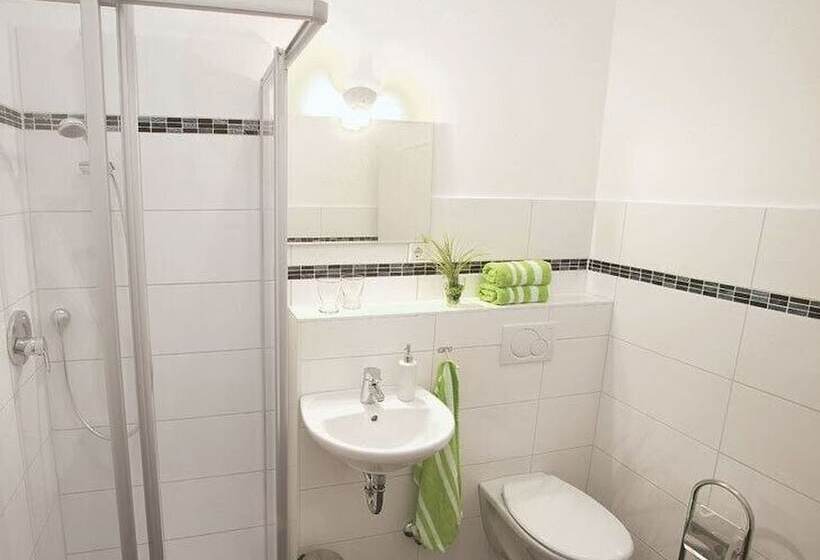 스탠다드 트리플 룸, Olive Inn