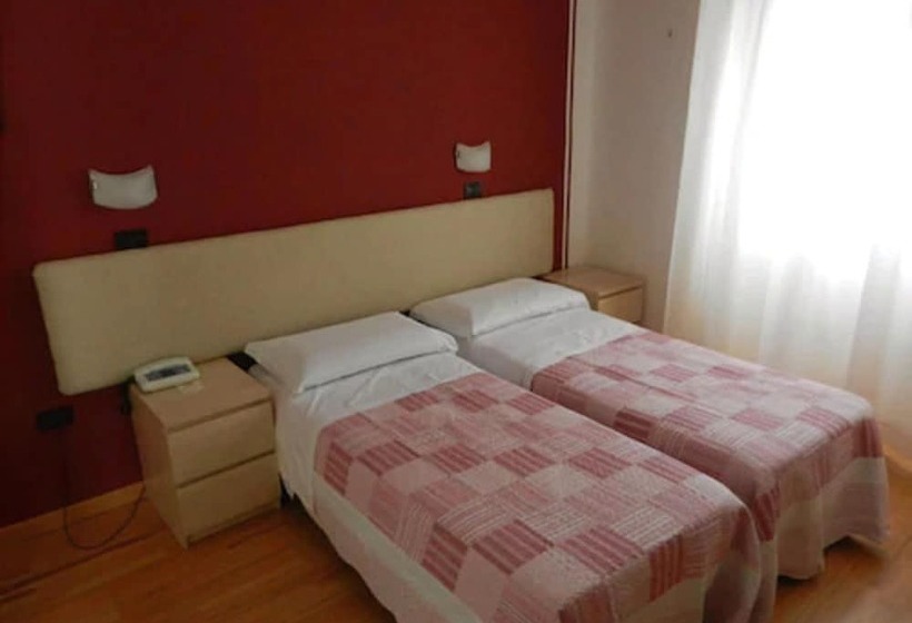 스탠다드 룸, Paradiso