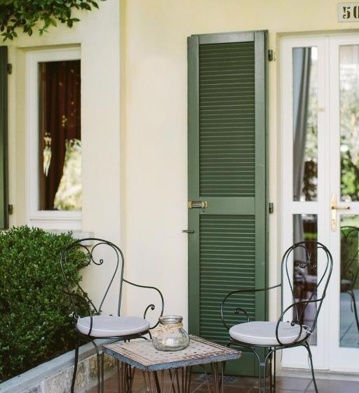 غرفة عائلية, Piccola Vela