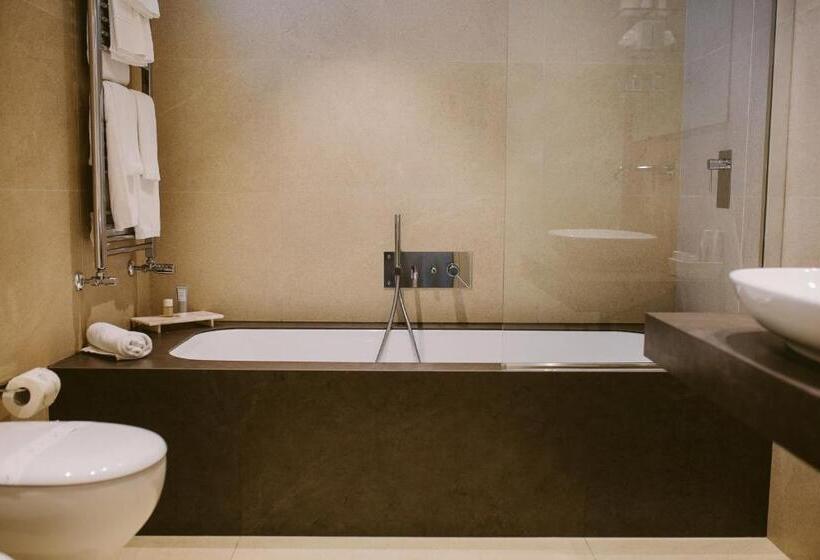 غرفة سوبيريور, Piccola Vela