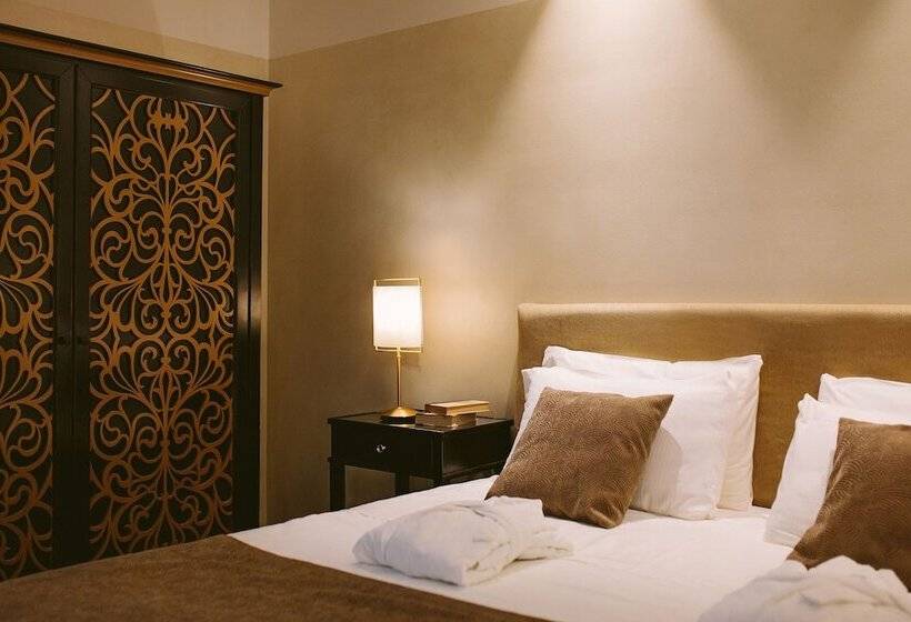 غرفة سوبيريور, Piccola Vela