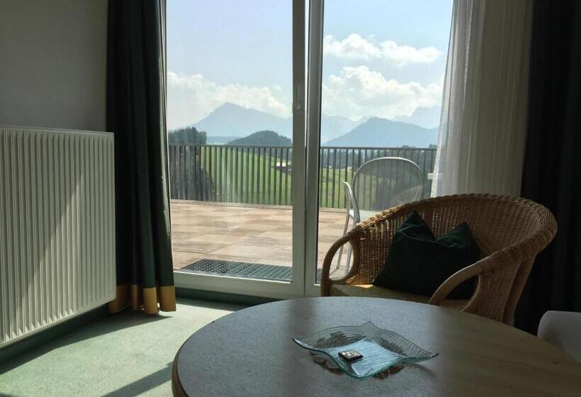 חדר סטנדרט, Pütia