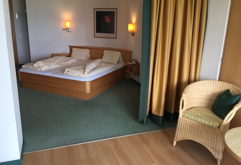 חדר סטנדרט, Pütia