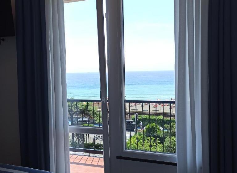 オーシャンビュースタンダードルーム, Real Park