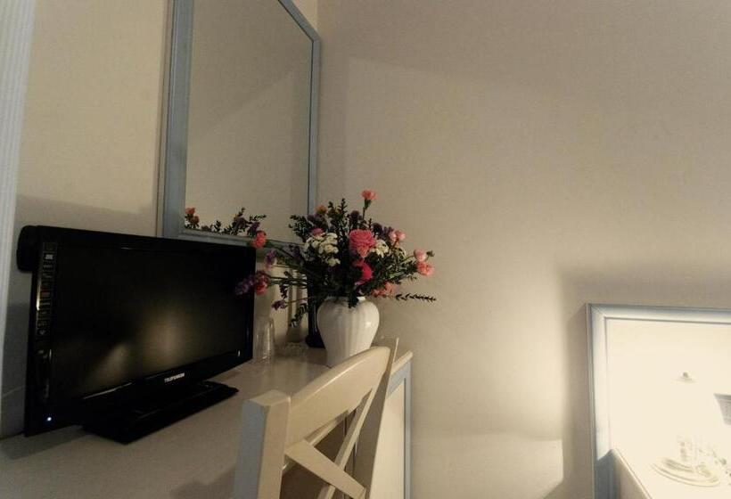 スタンダードルーム, Residence Mediterraneo