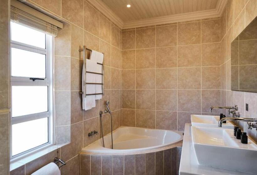 בקתת חדר, Rijk S Wine Estate &