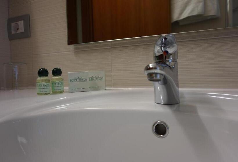 스탠다드 싱글 룸, Riviera