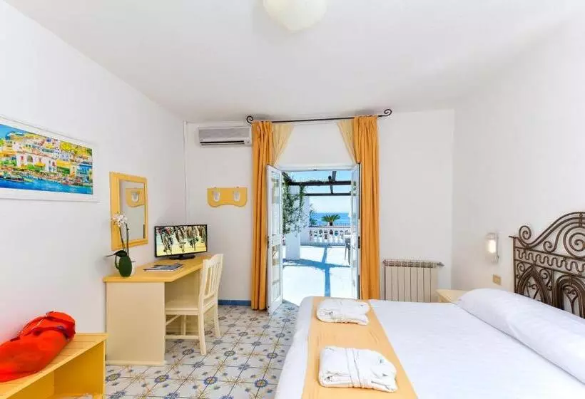 اتاق استاندارد با چشم‌انداز دریا, Borgo Romantica   Resort & Spa