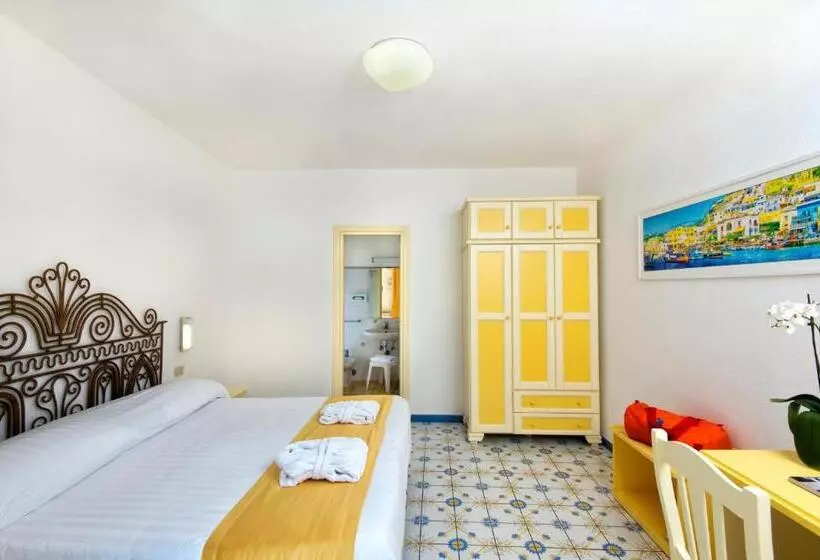 اتاق استاندارد با چشم‌انداز دریا, Borgo Romantica   Resort & Spa