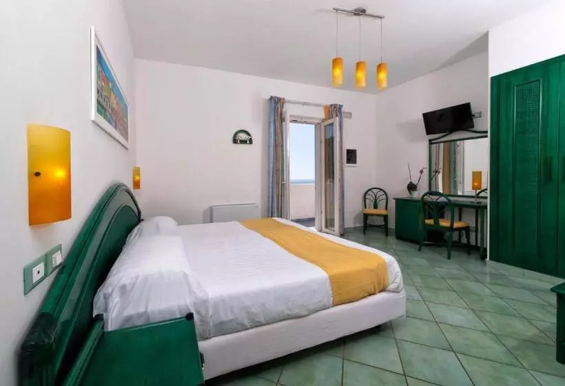 اتاق استاندارد با چشم‌انداز دریا, Borgo Romantica   Resort & Spa