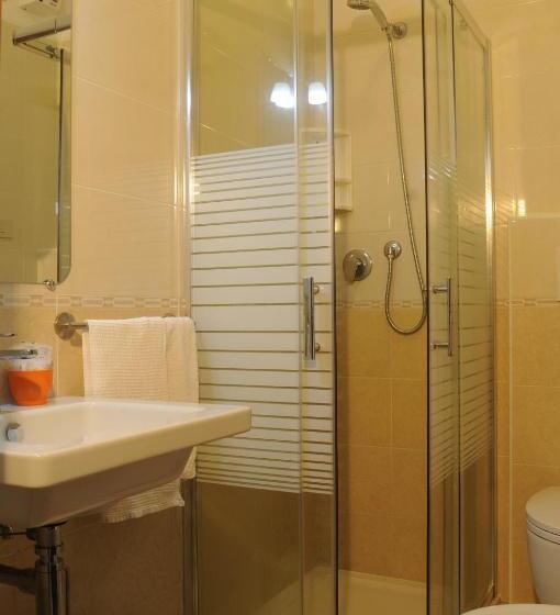 スタンダードルーム, Sole