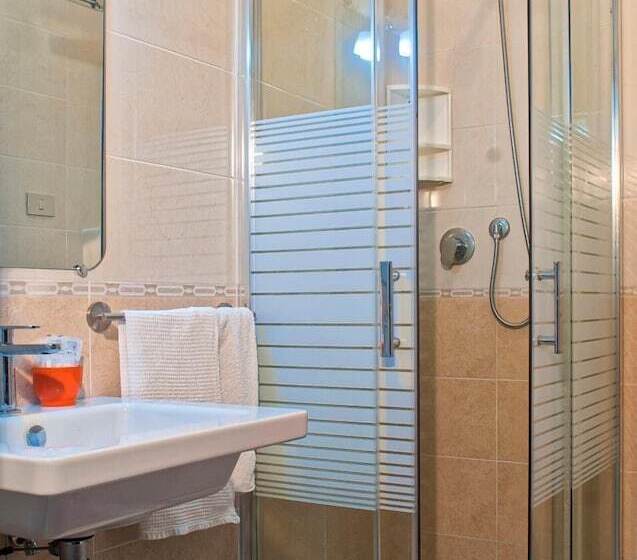 スタンダードルーム, Sole