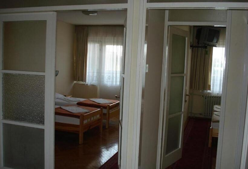 اتاق استاندارد سه نفره, Rooms Bijela Ruža
